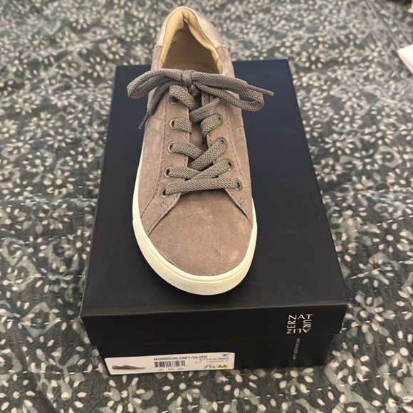 Naturalizer Morrison sneaker NWT - Picture 7 of 9